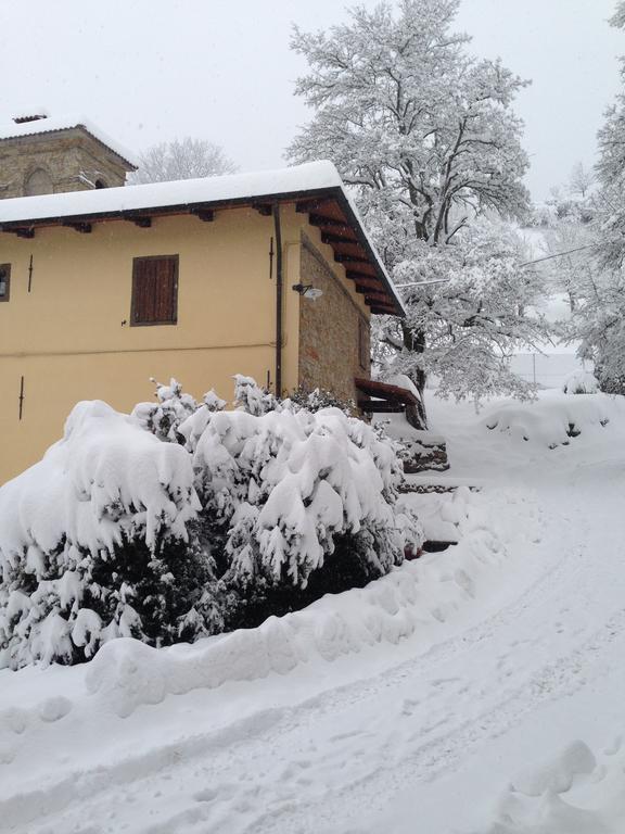 Agriturismo Il Passeggere Bruscoli Exterior foto