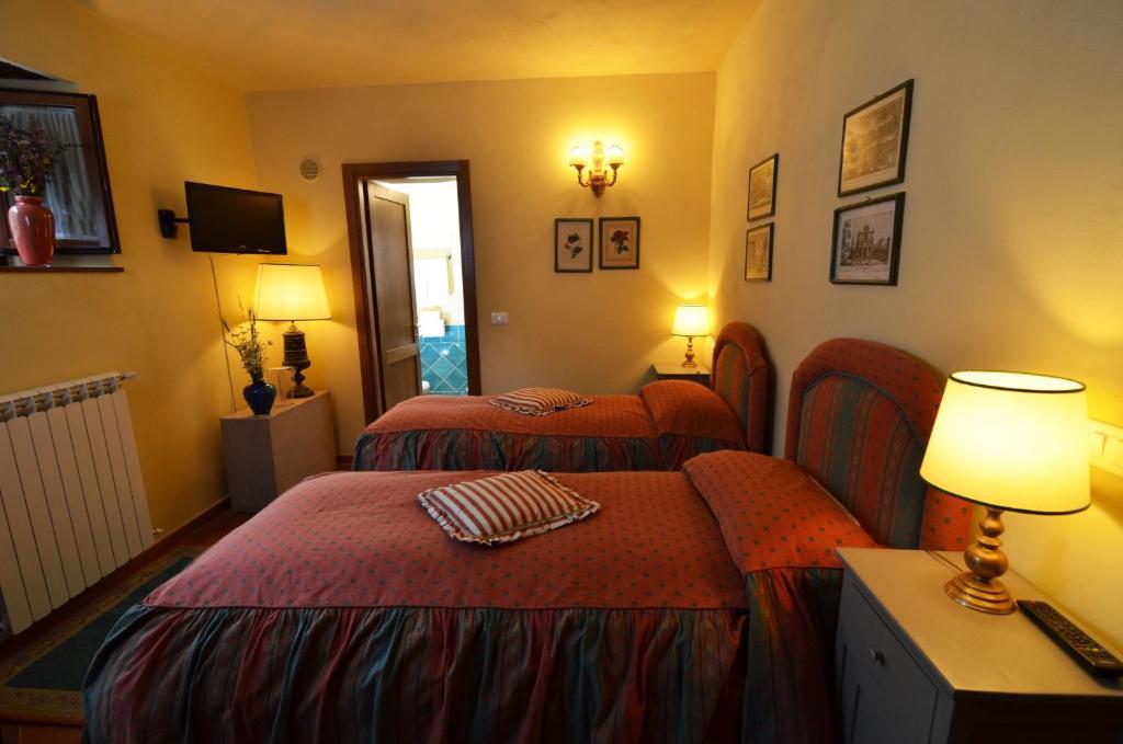 Agriturismo Il Passeggere Bruscoli Habitación foto